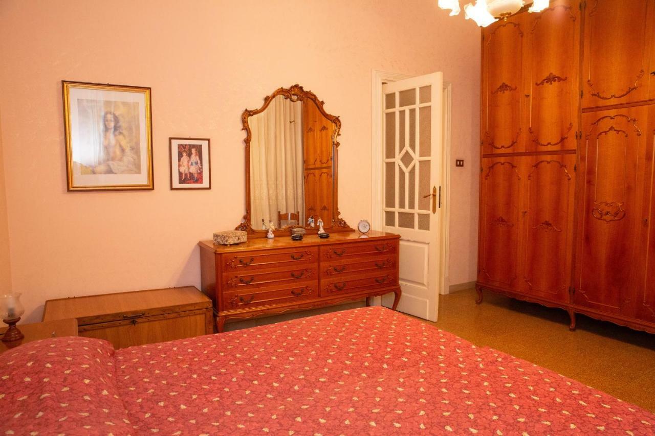 Rivivi Gli Anni '60 Apartment Catania Ngoại thất bức ảnh