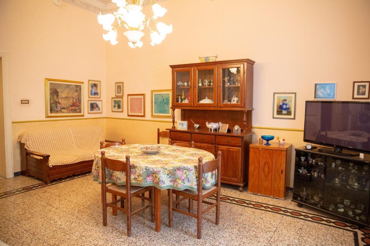 Rivivi Gli Anni '60 Apartment Catania Ngoại thất bức ảnh